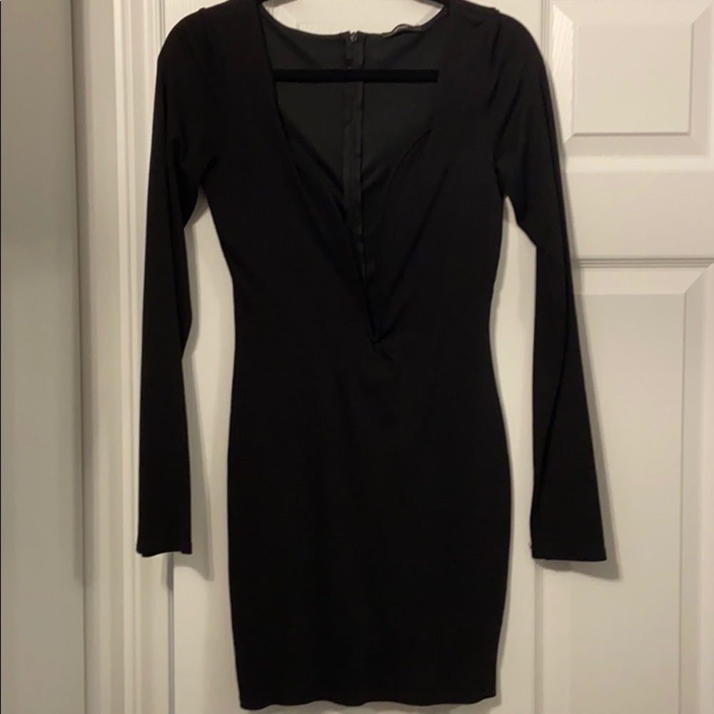 Deep v mini black long sleeve dress